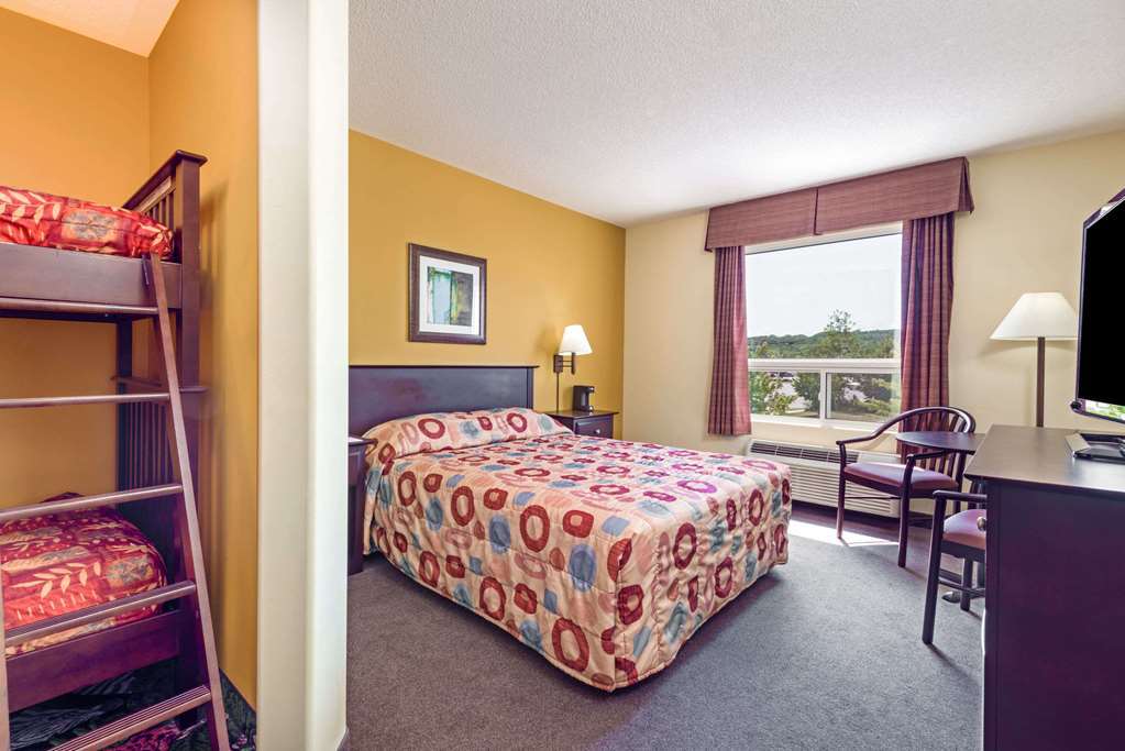 Super 8 By Wyndham Midland Hotel Cameră foto